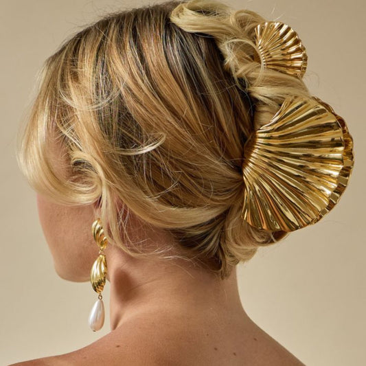 Chic Shell Hairpin