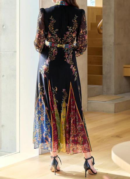 Demure Floral Maxi Dress For Fall Winter