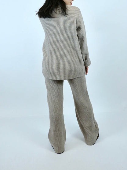 Knitted 2pc Set With Oblique Button